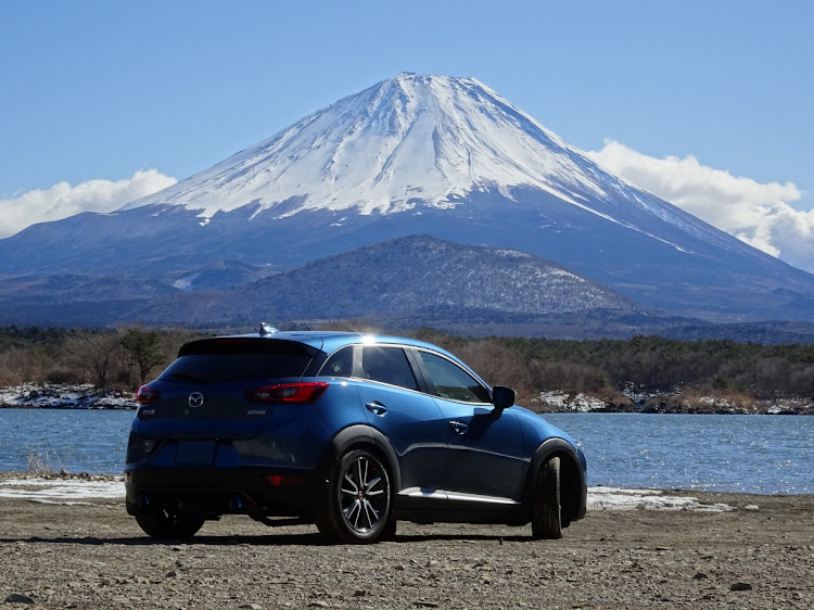 CX-3の20200202・富士山🗻・ケツ出し・自衛隊車輌に関するカスタム事例の投稿画像2枚目