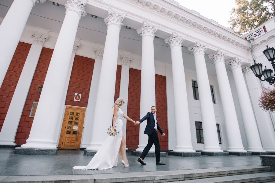 Fotógrafo de casamento Dmitriy Kara (palichev). Foto de 4 de dezembro 2021