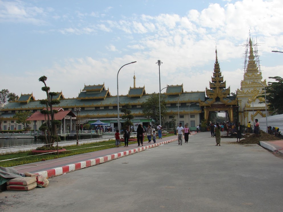 mahamuni pagoda - mandalay