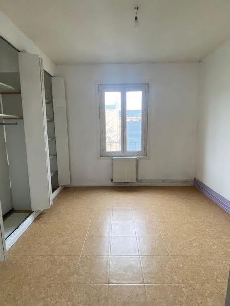 Location  appartement 3 pièces 58 m² à Le Havre (76600), 531 €