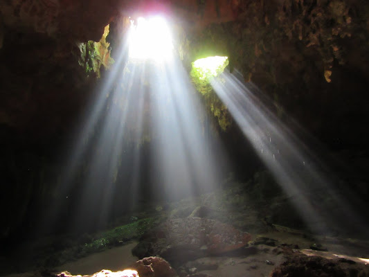 Grutas de loltun di nahuelito