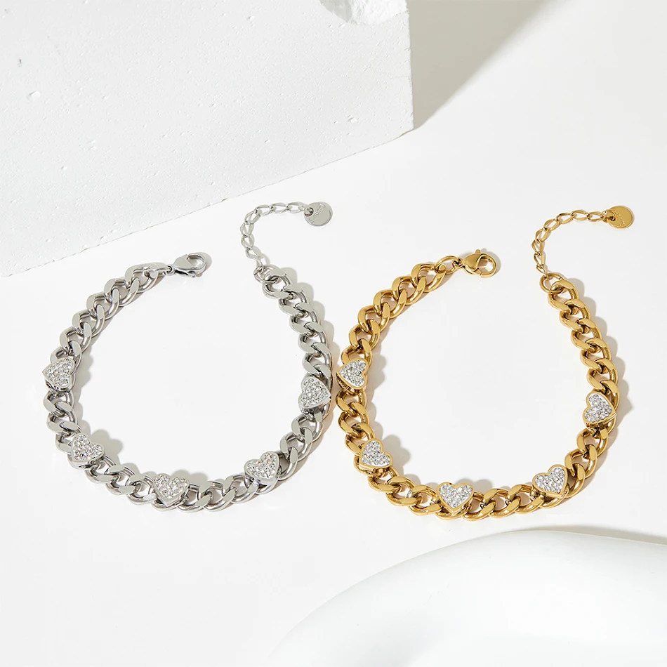 Franse retro roestvrijstalen hartvormige zirkonia armband, een stijlvol en duurzaam sieraad, perfect voor een vleugje romantiek.
