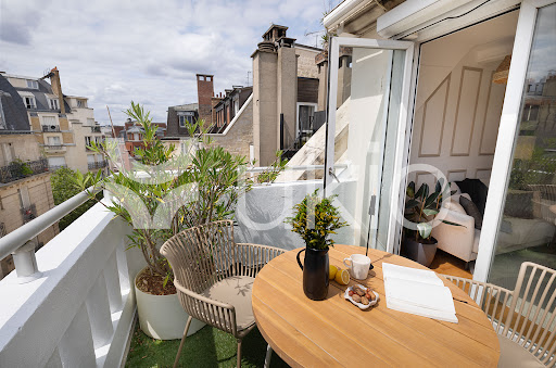 Apartment with terrace 3