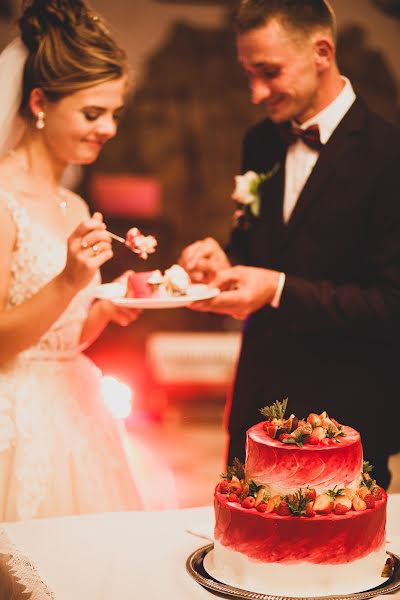 Wedding photographer Lesya Prodanik (lesyaprodanyk). Photo of 4 November 2018