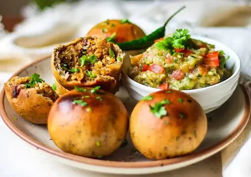 Matar Litti Chokha [6 Pieces]