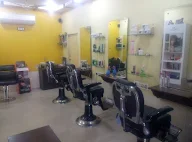 Ample Salon photo 3