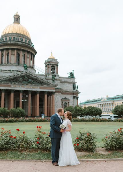 Wedding photographer Luiza Smirnova (luizasmirnova). Photo of 10 November 2015