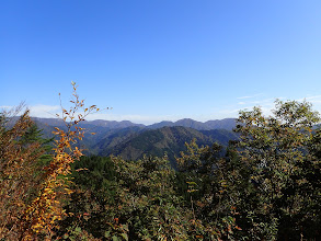 林道からの展望（藤原岳・竜ヶ岳方面）