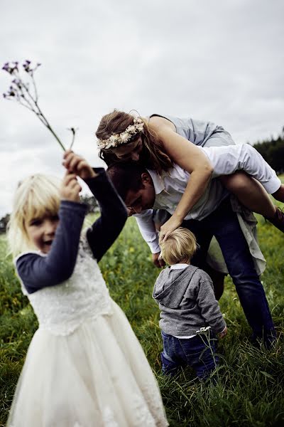 Fotógrafo de casamento Karen Schlögl (karenschloegl). Foto de 9 de agosto 2022