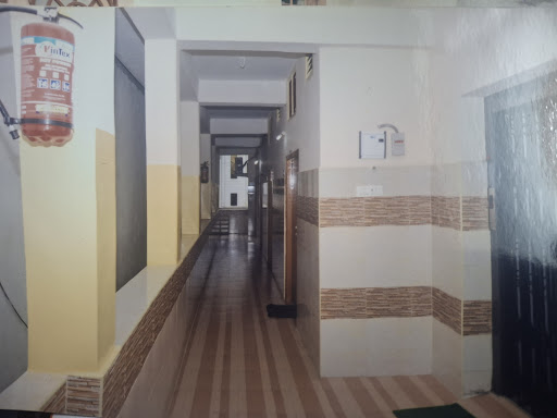 Sri Vignesh Hospital — business photo 8