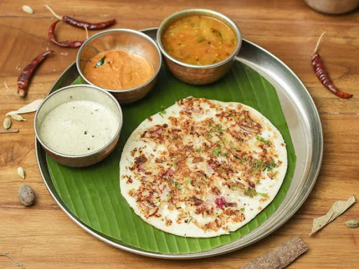 Onion Uttapam [2 Pcs]