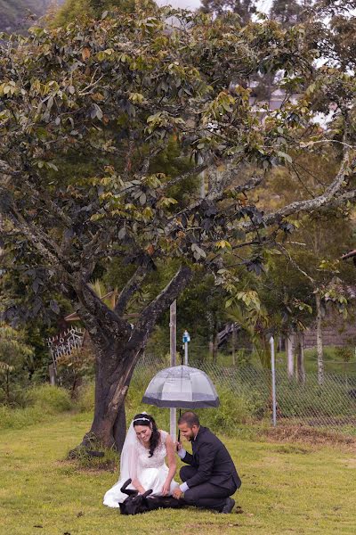 Pulmafotograaf Sebastián Galarza (sebastiangalar). Foto tehtud 31 mai 2017