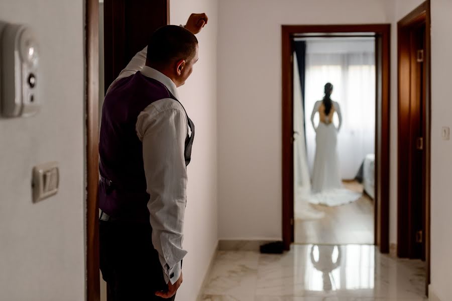 Fotografo di matrimoni Pantis Sorin (pantissorin). Foto del 16 aprile 2020