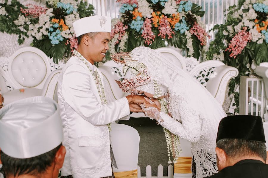 Fotografer pernikahan Asep Apip Komarudin Aak Komarudin (asepapipkomarudi). Foto tanggal 4 Juni 2020