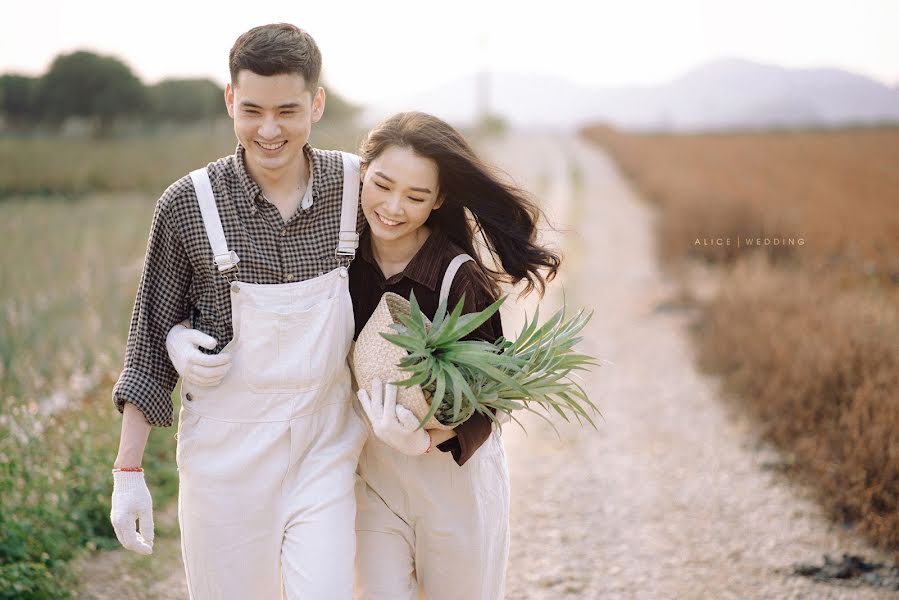 Fotograful de nuntă Thắng Hoàng (rosewedding). Fotografia din 5 februarie 2020