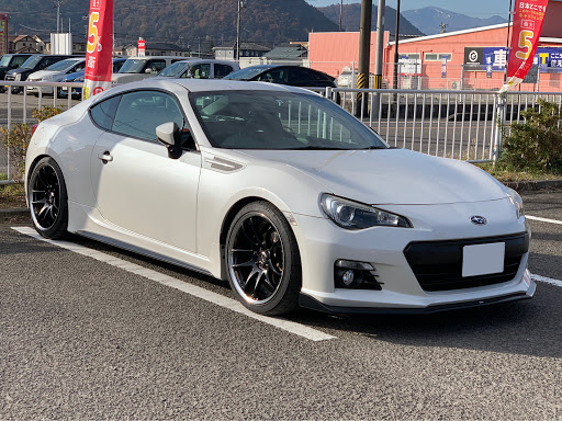 スバル Brzを華麗にカスタム By シド 02 14 そういえば昨日でbrz納車されてから3年が経ち 4年目に突入しました 中古で購入したので車自体は8年 Cartune