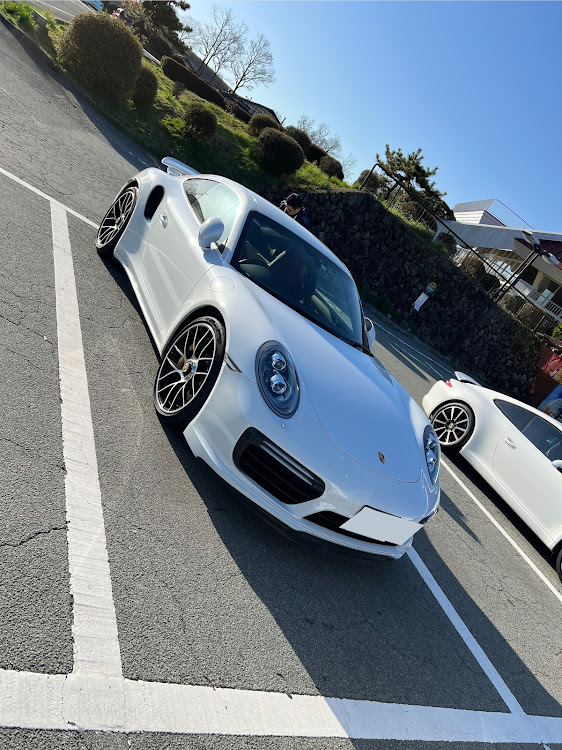 911 クーペの992S-RYさんが投稿したカスタム事例の投稿画像4枚目