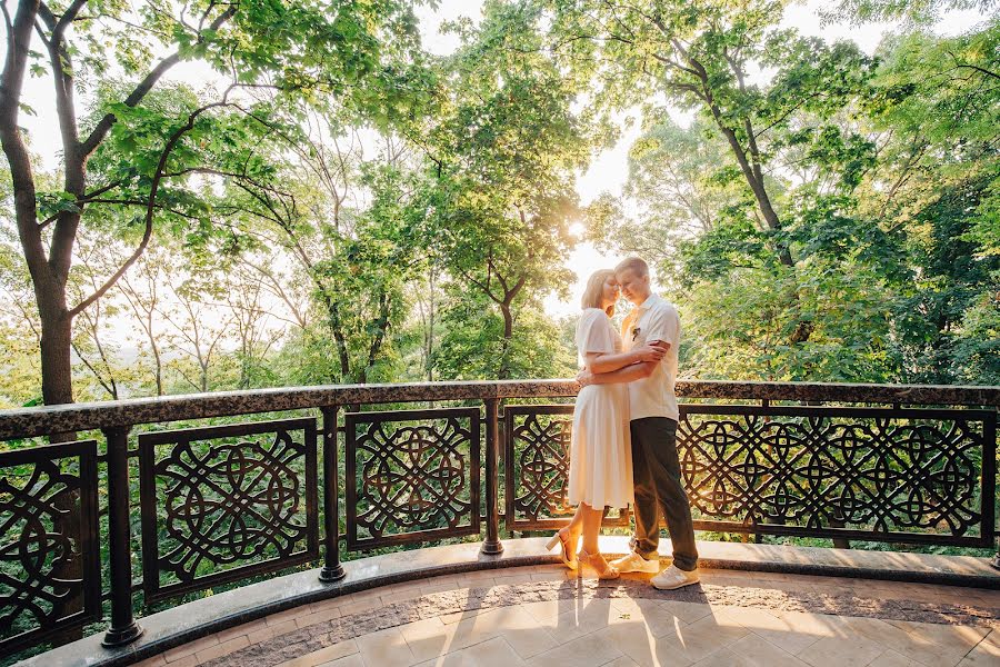 Photographe de mariage Darina Mironec (darinkakvitka). Photo du 18 août 2021