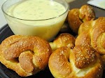 soft-pretzels-with-jalapeno-cheese was pinched from <a href="http://homeiswheretheholmansare.blogspot.com/2011/02/soft-pretzels-with-jalapeno-cheese.html" target="_blank">homeiswheretheholmansare.blogspot.com.</a>