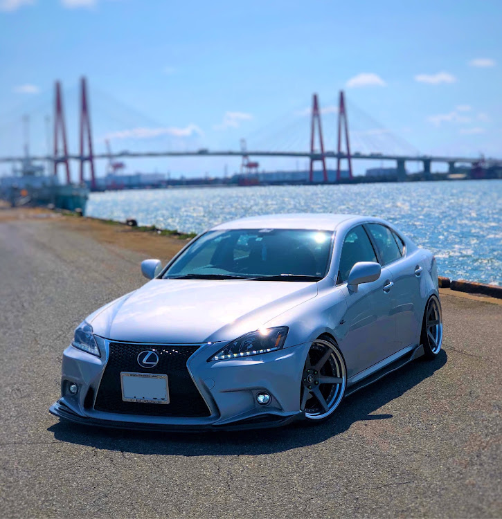 ISのIS・名港トリトン・トリトン・ドライブ・コロナウイルスに負けるなに関するカスタム事例の投稿画像1枚目