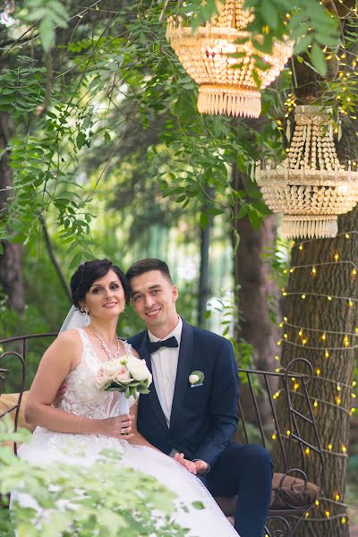 Wedding photographer Maksim Vasilenko (maximilyan77). Photo of 23 September 2021