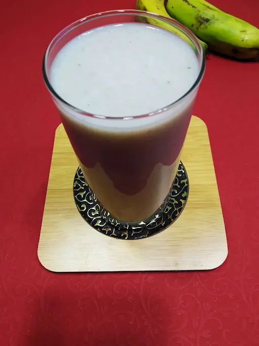 Banana Milkshake (350 Ml)