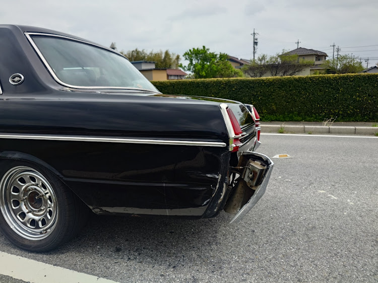グロリアのグロリア・L型エンジン・#旧車・タテグロに関するカスタム事例の投稿画像1枚目