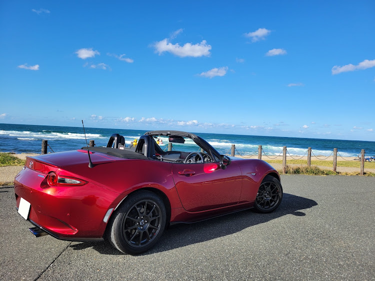 ロードスターのドライブ・海と愛車・青い空と海に関するカスタム事例の投稿画像1枚目