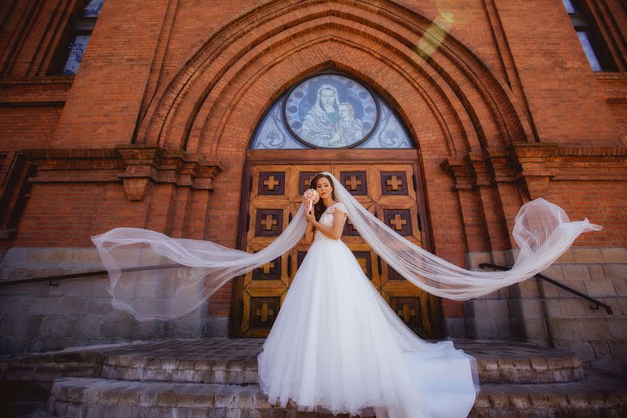 Fotógrafo de bodas Veronika Mikhaylovskaya (fotonika). Foto del 7 de septiembre 2016