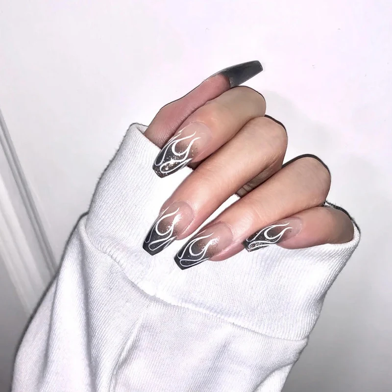 Faux Ongles Amande Effet Mat Givré, Prêts à Porter, Design Portable, Application Facile, Forme Élégante pour un Look Parfait