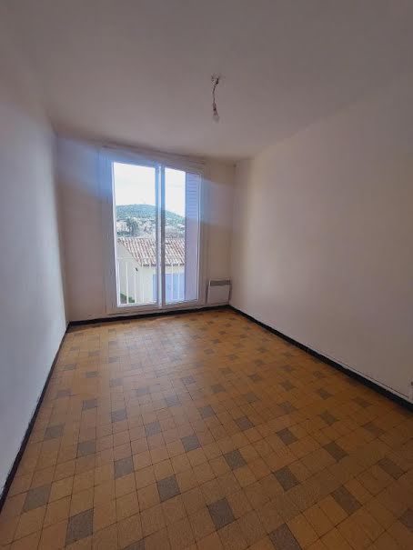 Vente appartement 4 pièces 66 m² à Manosque (04100), 110 000 €