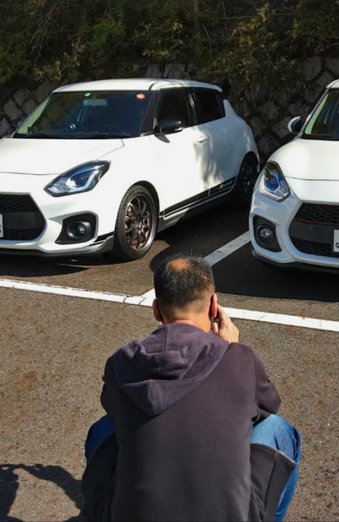 スイフトスポーツのBMの友人と・比叡山ドライブウェイ・JAPAN 峠 PROJECT・グラビアアイドルやがなに関するカスタム事例の投稿画像11枚目