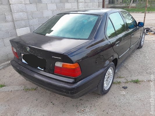 продам авто BMW 316 3er (E36) фото 2