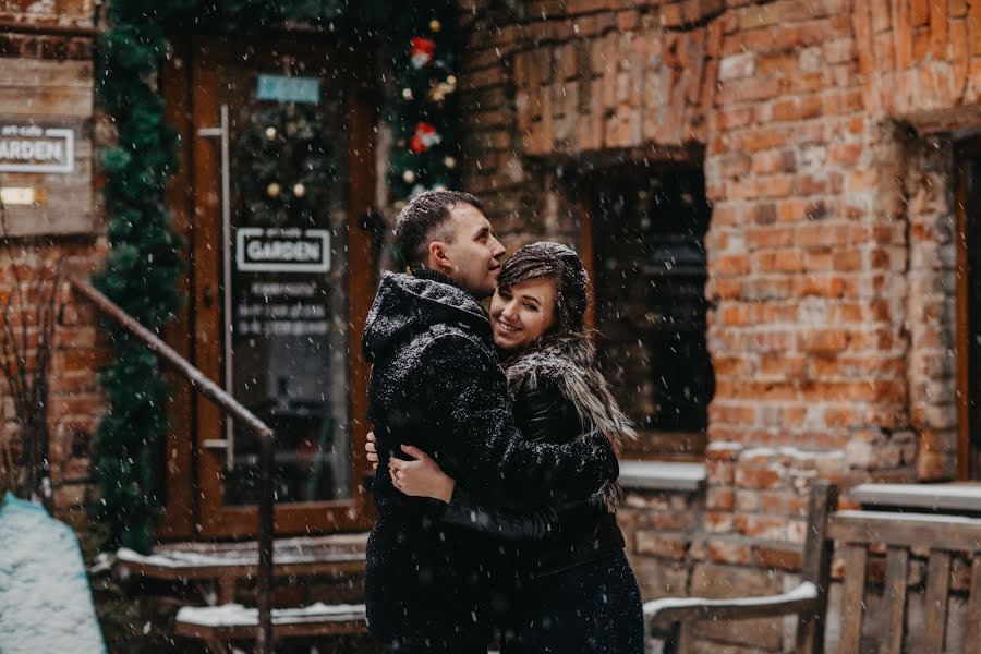 Fotografo di matrimoni Marina Leta (idmarinaleta). Foto del 19 gennaio 2019