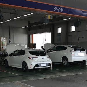 カローラスポーツ ZWE211H