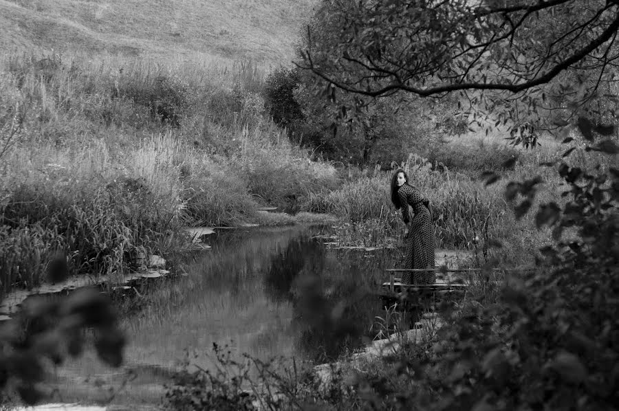 Fotógrafo de casamento Nadezhda Zolotareva (nz1989). Foto de 14 de setembro 2014