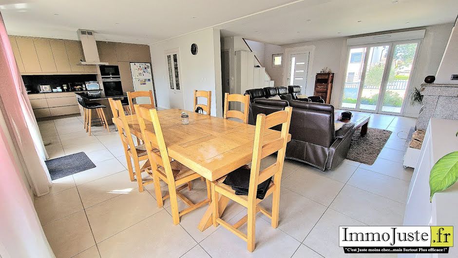 Vente maison 10 pièces 198 m² à Trappes (78190), 430 500 €