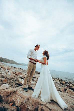 Fotografo di matrimoni Dina Valickaya (dushka). Foto del 18 agosto 2015