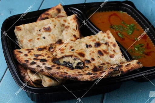 Chicken Naan With Gravy Combo