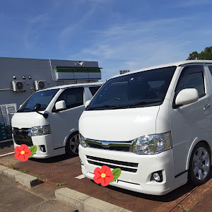 ハイエースバン KDH206V