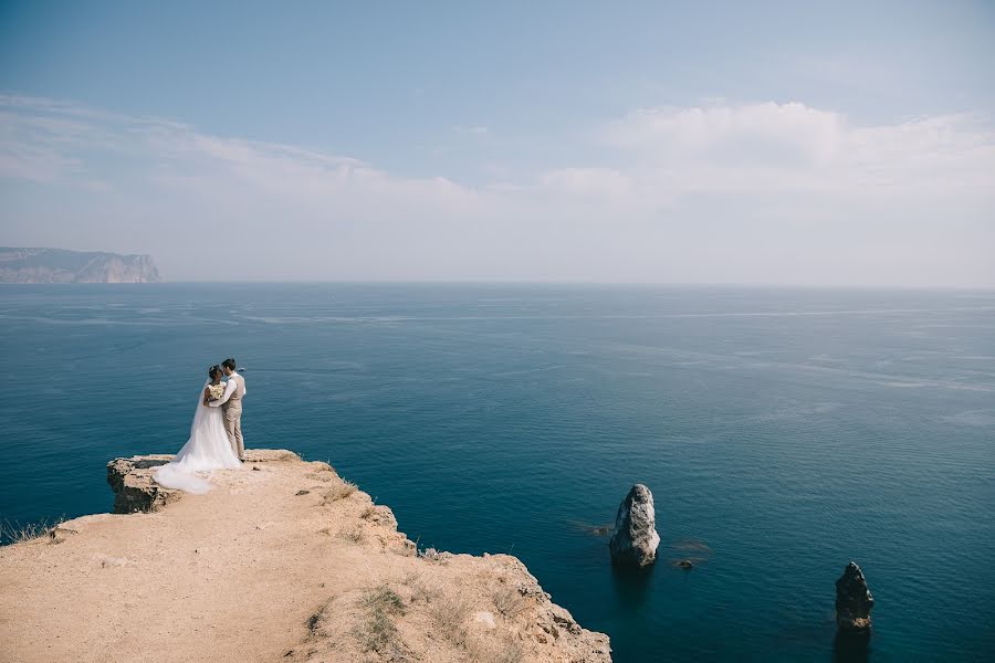 Wedding photographer Vitaliy Belov (beloff). Photo of 31 January 2019