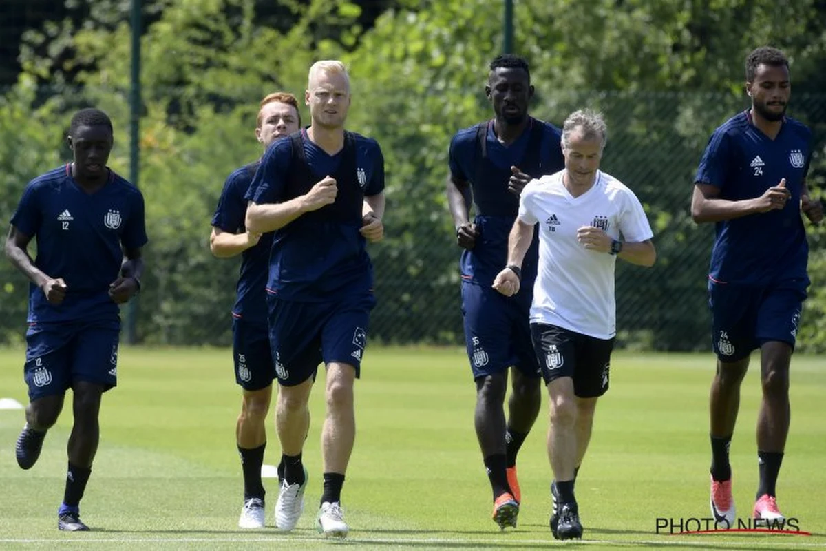 Faes et Doumbia en stage avec Anderlecht, Kara pas encore avec le groupe