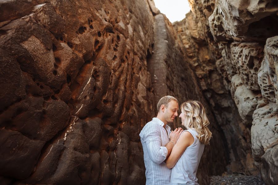 Photographe de mariage Aleksey Karasev (karasleshka). Photo du 12 octobre 2017