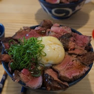 初肉燒き牛排丼