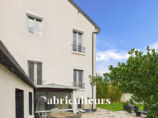 Maison avec jardin et terrasse 2