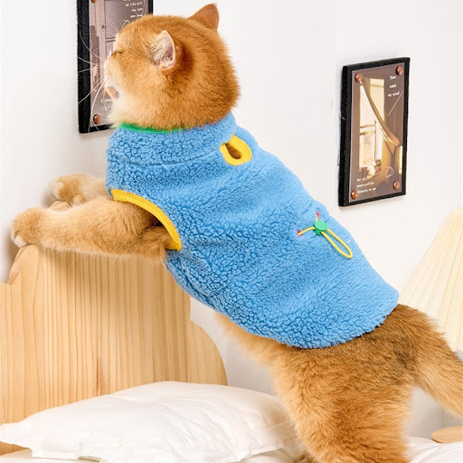 Title 4, Pet Cat Winter Warm Vest – Cozy and warm pet co...