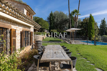 villa à Saint paul de Vence (06)