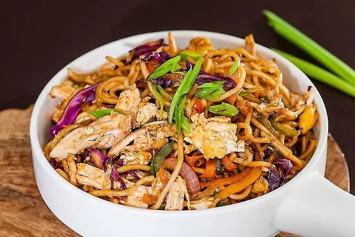 Pan Asian Egg Chicken Chowmein