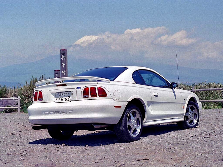 マスタングSVTコブラのSVT cobra・愛車のカタログ・カタログ・過去の愛車に関するカスタム事例の投稿画像14枚目