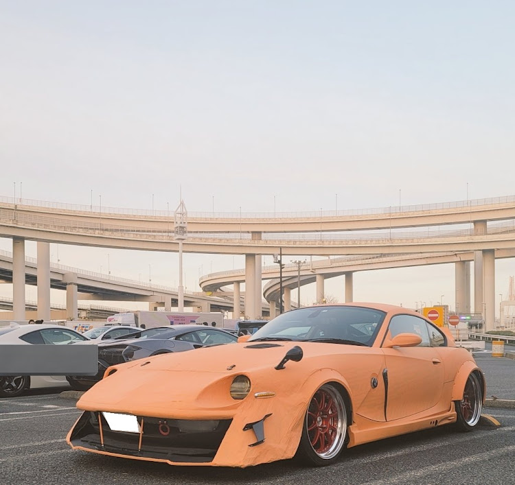 Z4 クーペの大黒PAに関するカスタム事例の投稿画像1枚目